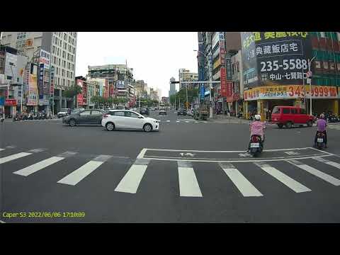 【AZZ-6768】1110606   新興區中山一路279號門口附近 並排停車