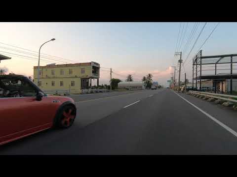 原來敞篷車就可以為所欲為了