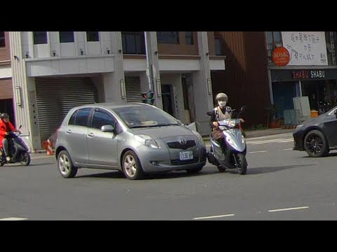 羅東 光榮路 中山路二段 交叉口 輕微擦撞事故  約14:32