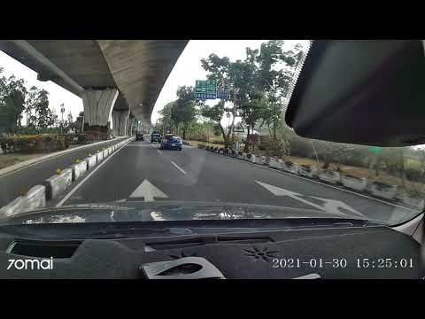 國三底下 機車闖紅燈 休旅車閃避不及