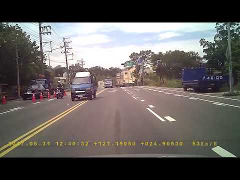 【3359-T7】小貨車逆向行駛,大貨車751-TD跨越雙黃線行駛PICT