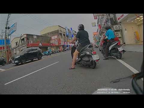 逆向的阿伯、跨雙黃線的阿姨、無視交通的路人