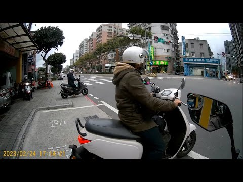 【MLY-1355】違規行駛人行道 (已舉發)