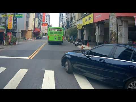 轉彎車未禮讓直行車   caper S3