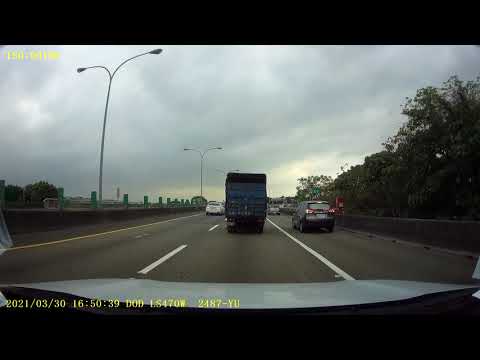 BHA 0275 行駛高速公路未依標線指示行車（跨越槽化線）