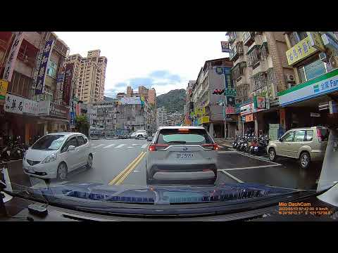 【BJP-3539】違規成常態的的駕駛今天闖紅燈。