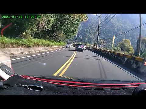 谷關 東關路和平加油站 小客車違規兩次跨雙黃線