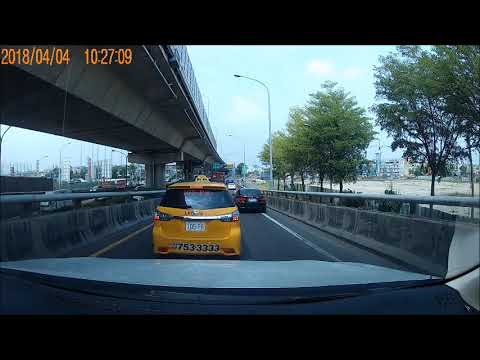 台88鳳山交流道的違規並排