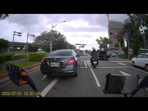 【NLF-1170】違規外側左轉 (已舉發)