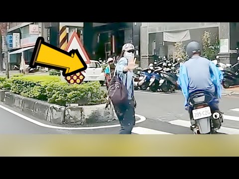 台灣三寶5 & 日常小黃為了載客無視機車直接右切 結果人家只是站在那邊而已...